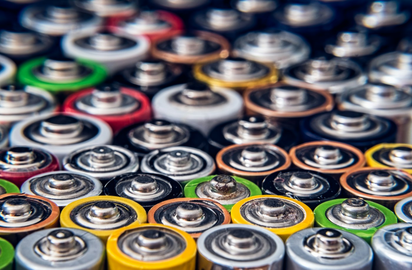 Rows of cylindrical battery cells